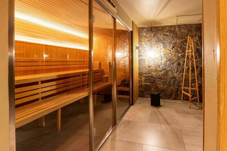 Las Hayas Resort Hotel