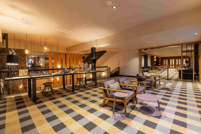 Las Hayas Resort Hotel