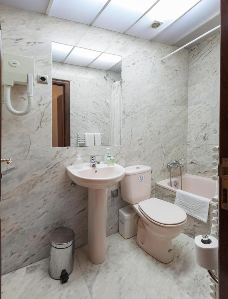 Alba Hotel