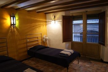 Serenity Gotic Hostel