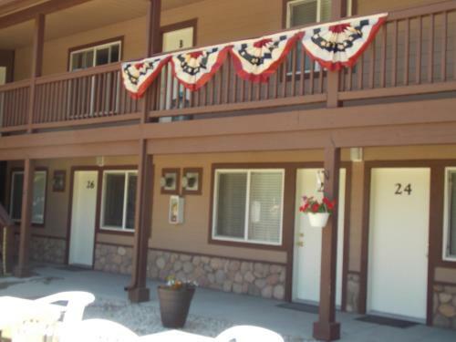 Hotel Vintage Lakeside Inn