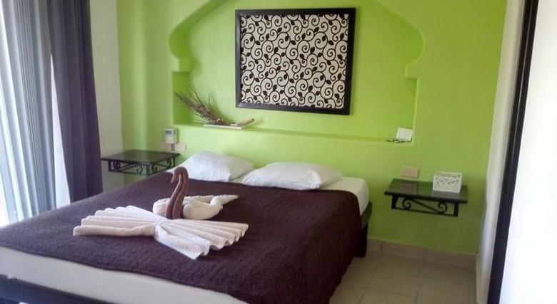 Hotel Sahara