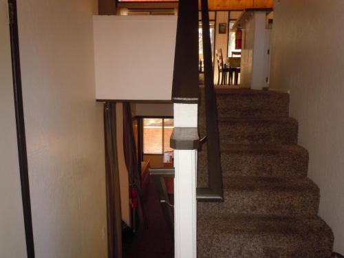 Two-bedroom Plus Den Deluxe Unit #120 By Escape For All Seasons