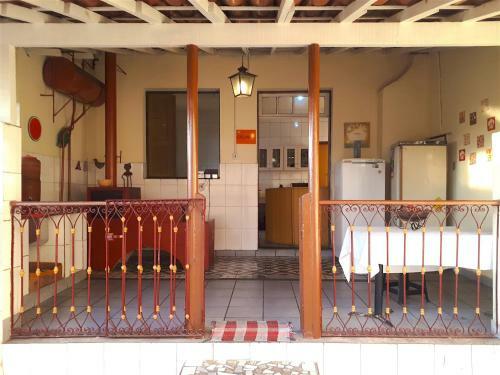 Brumas Hostel