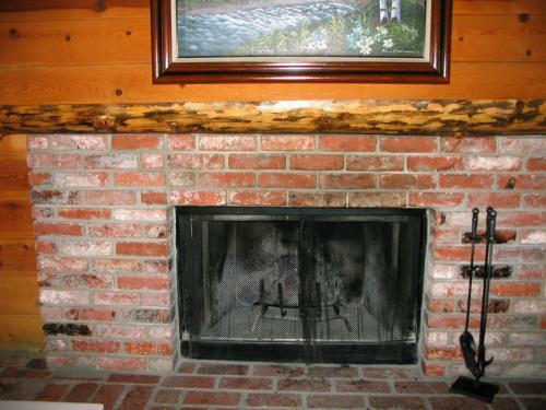 Cozy Hollow Lodge