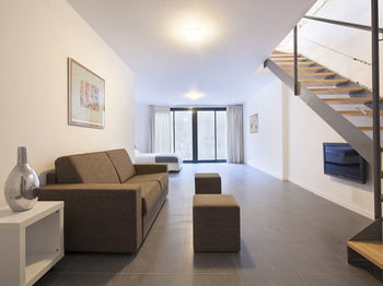 Gir80 Apartments