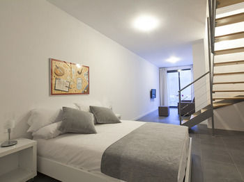 Gir80 Apartments