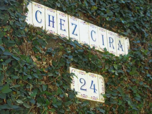 Hostal Pousada Chez Cira