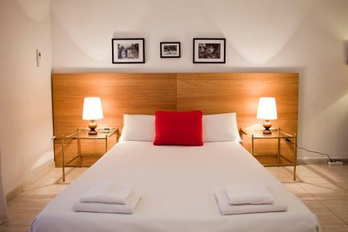 Ramblas Apartments