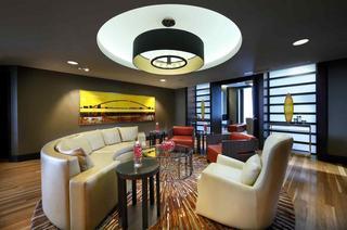 Hotel Wentworth
