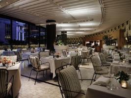 Hotel Wentworth