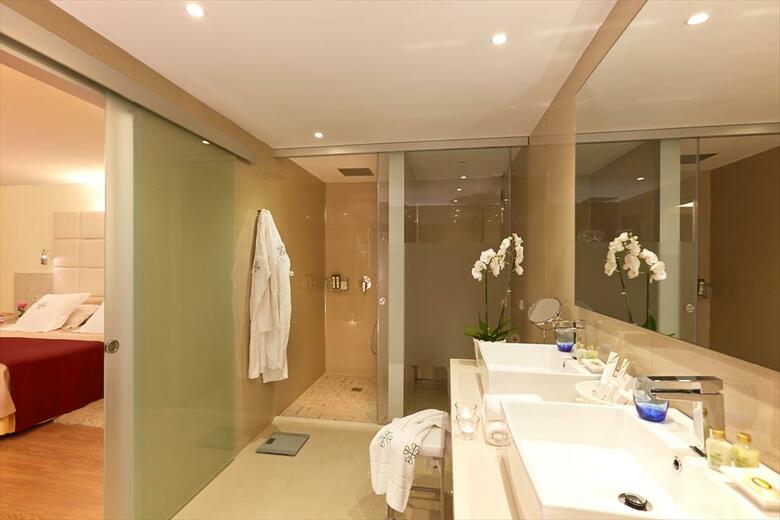 L�hermitage Hotel & Spa