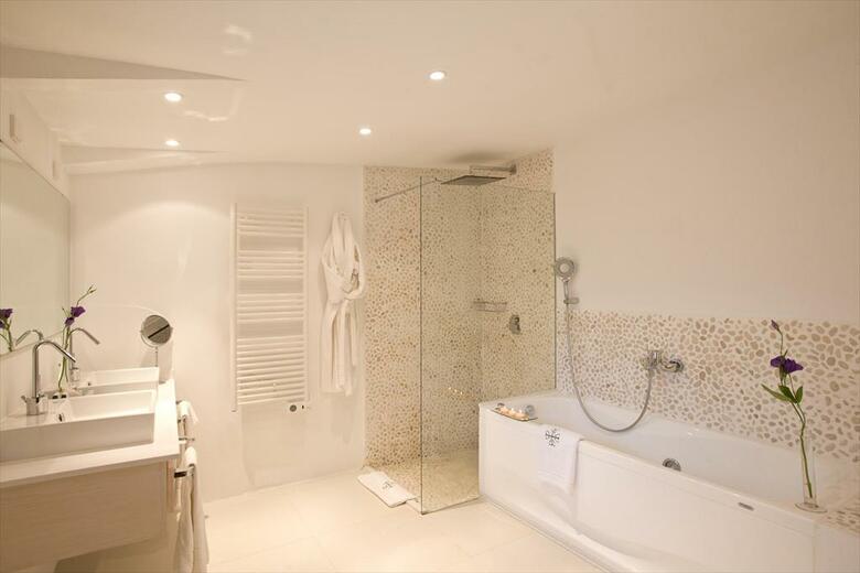 L�hermitage Hotel & Spa