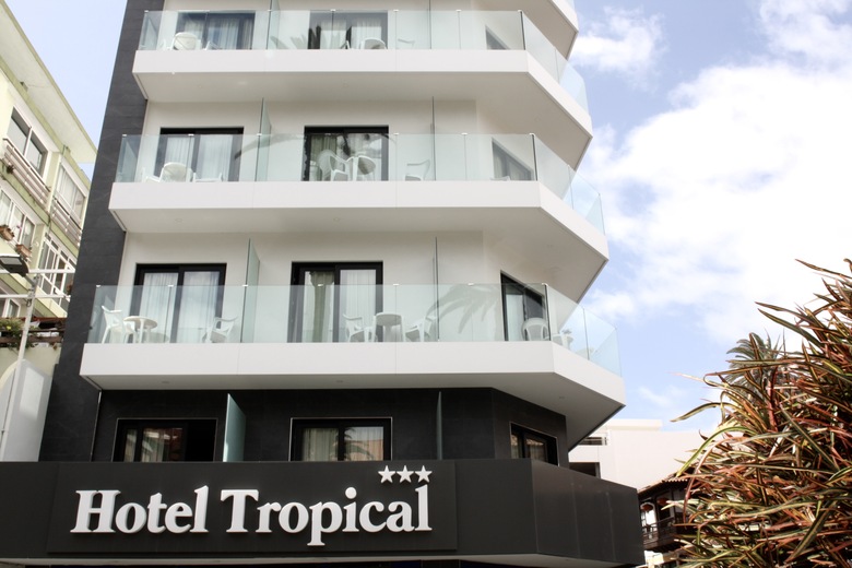 Apartamentos Tropical