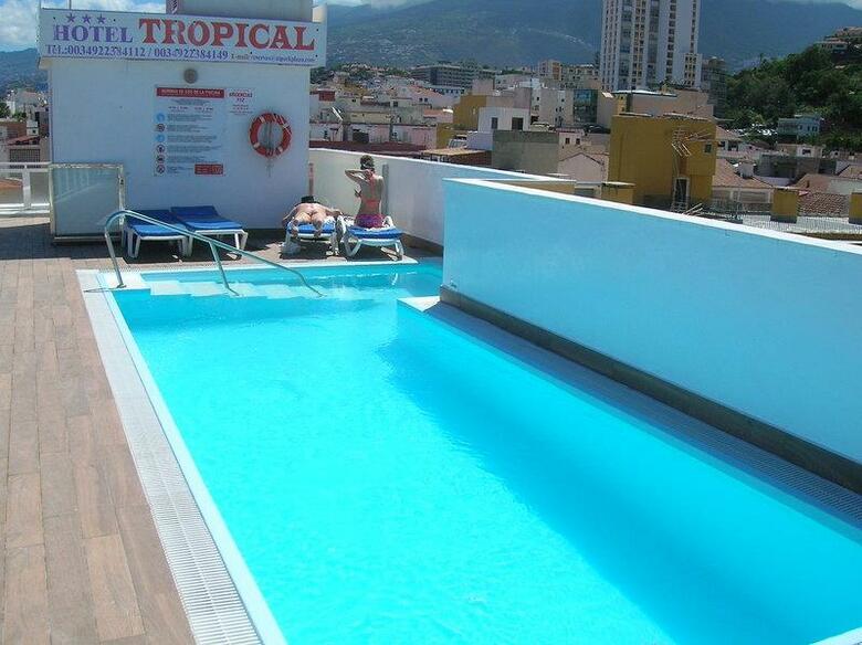 Apartamentos Tropical