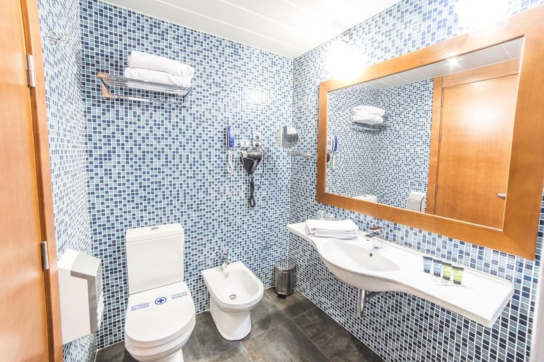 Hotel Azarbe