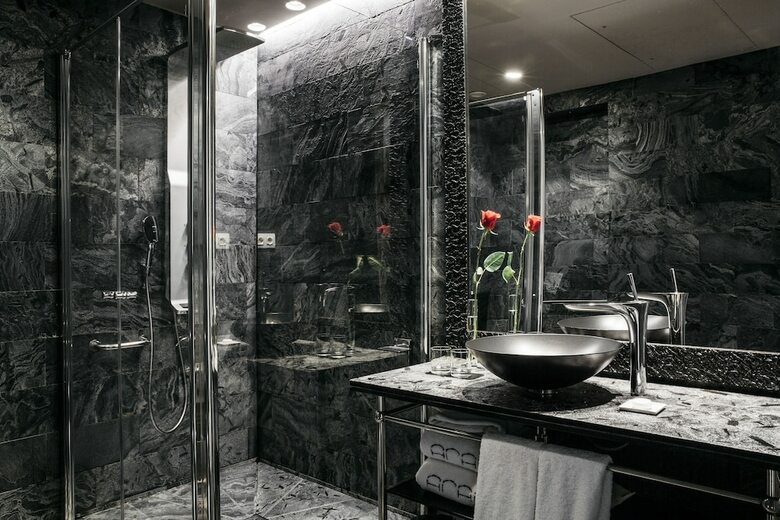 Arai Aparthotel