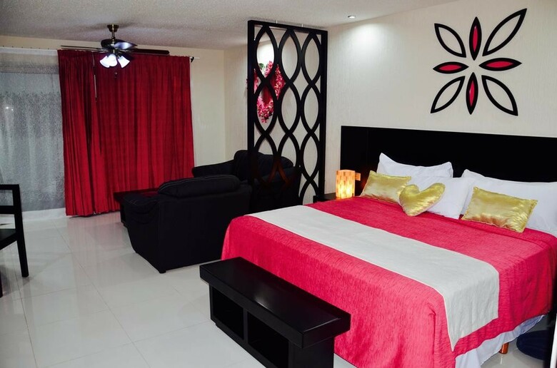 Aparthotel Suites Corazon