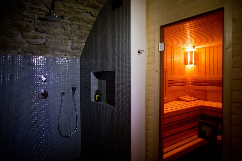 Hotel Golden Key