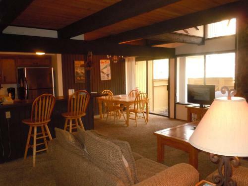 Two-bedroom Standard Unit #60 By Escape For All Seasons