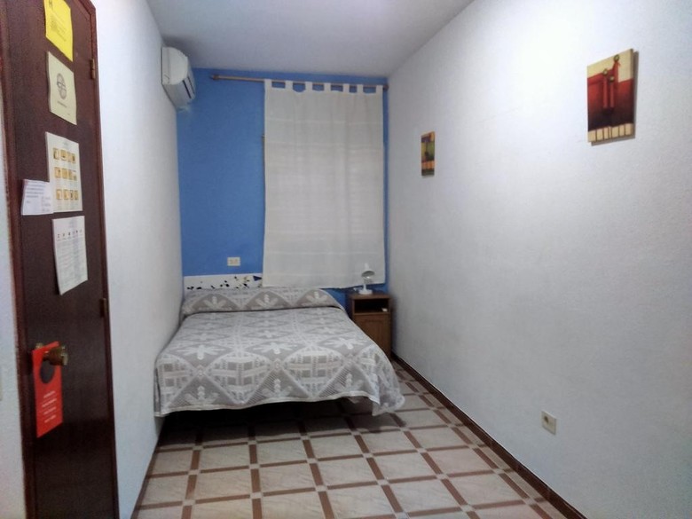 Hostal Pensi�n Los Claveles