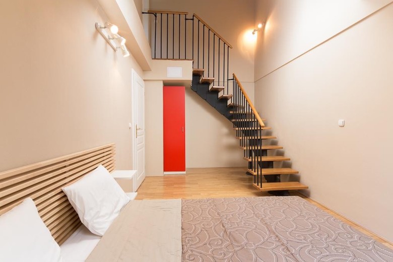 Picasso Apartments