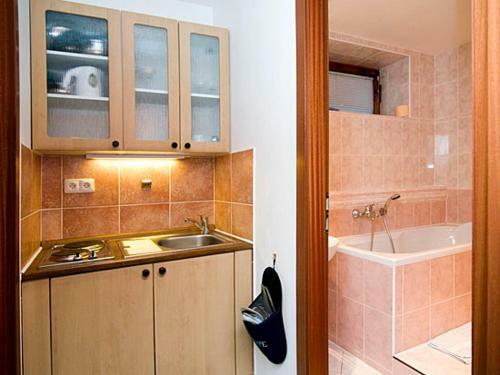 Hostal Pension Apartment Granit