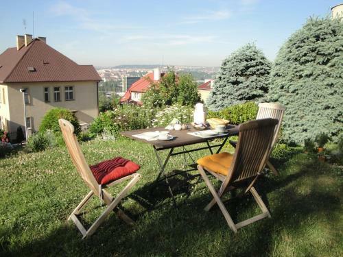 Hostal Pension Apartment Granit