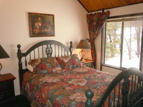 Two-bedroom Deluxe Unit #125 By Escape For All Seasons