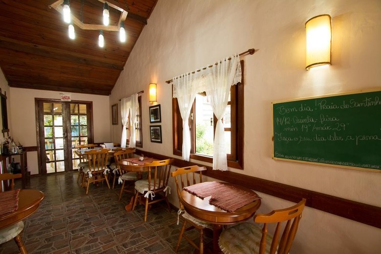 Hostal Pousada Mares Do Santinho
