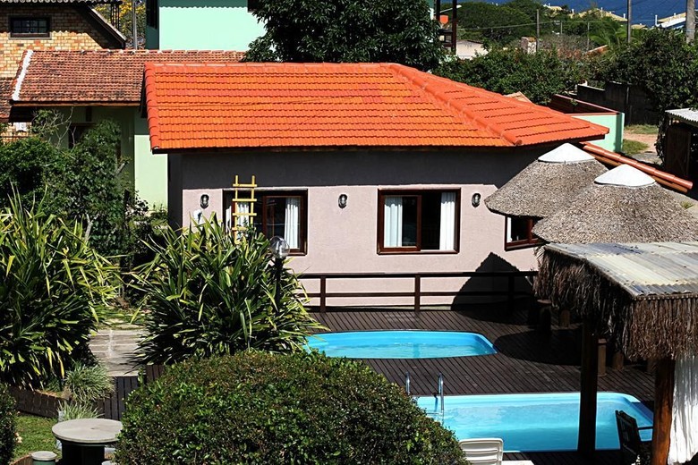 Hostal Pousada Mares Do Santinho