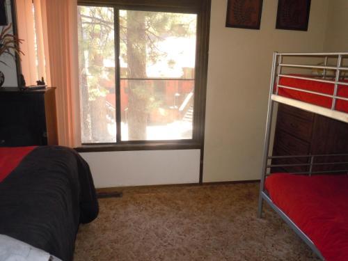Two-bedroom Deluxe Unit #3 By Escape For All Seasons