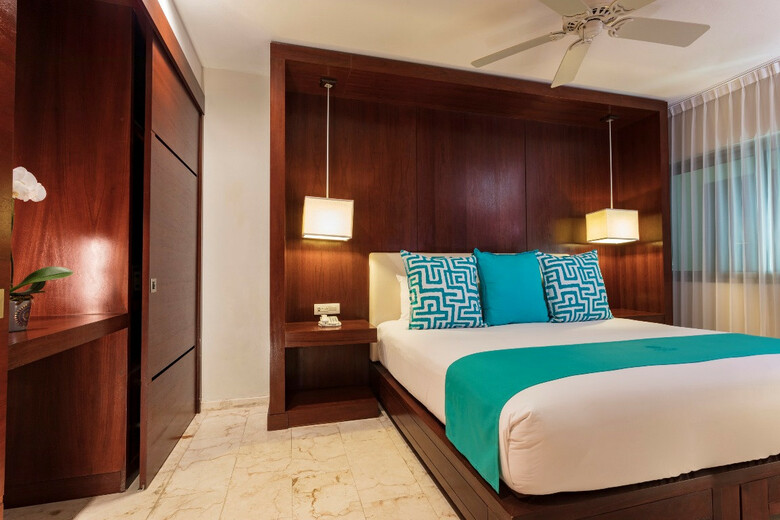 Hotel The Palm At Playa