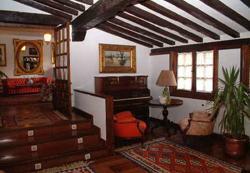 Hotel Santillana