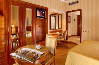 Flavia Apartments