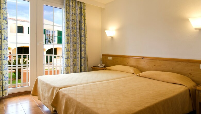 Aparthotel Globales Binimar