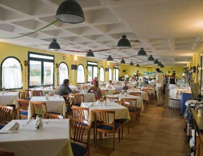 Aparthotel Globales Binimar