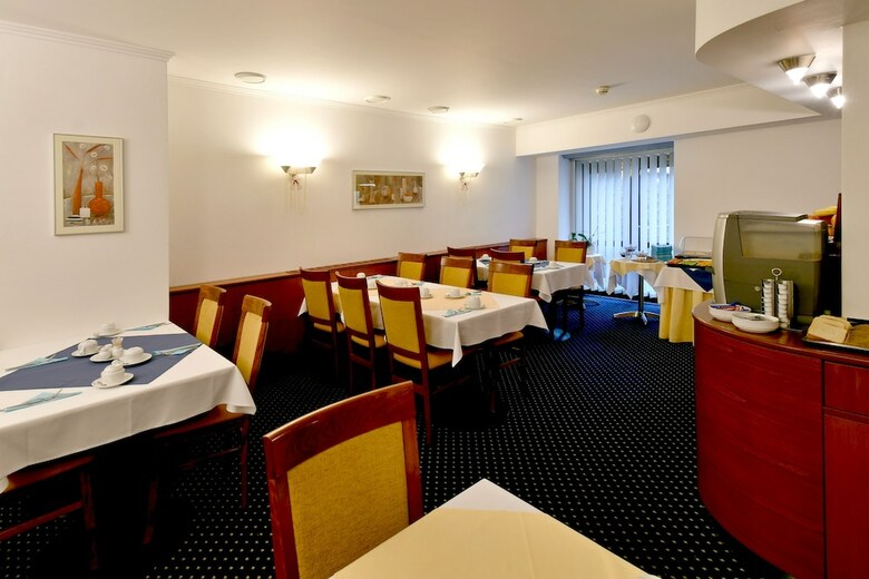 Hotel Coronet