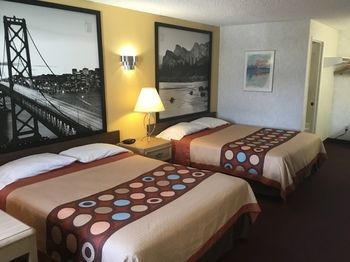 Super 8 Motel