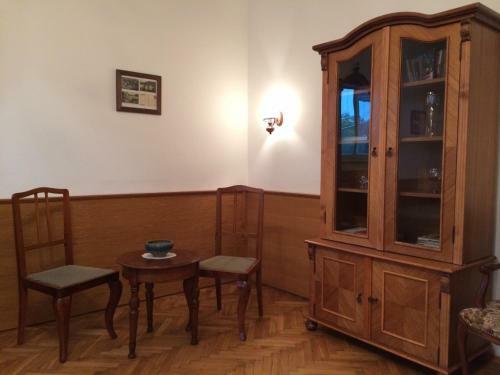 Hostal Pension Karnet