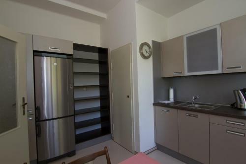 Hostal Pension Karnet
