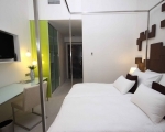 Hotel Pure White