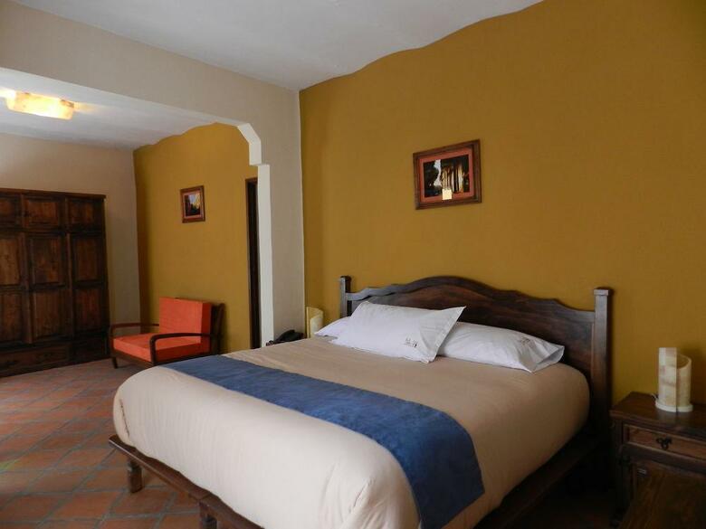 Al Otro Lado Del Rio Hotel