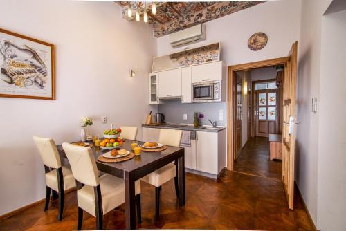 Aparthotel & Spa Carolline