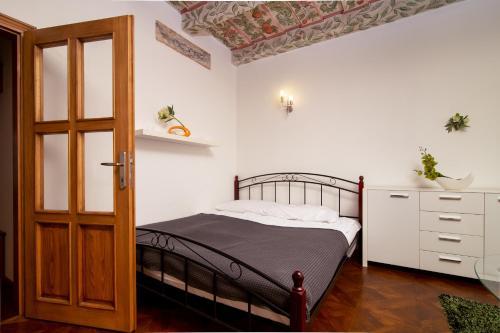 Aparthotel & Spa Carolline