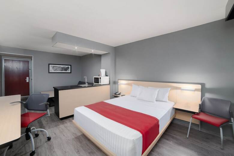 Hotel City Express Puebla Centro