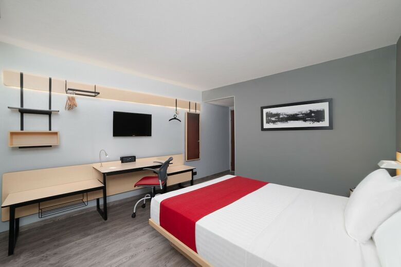 Hotel City Express Puebla Centro