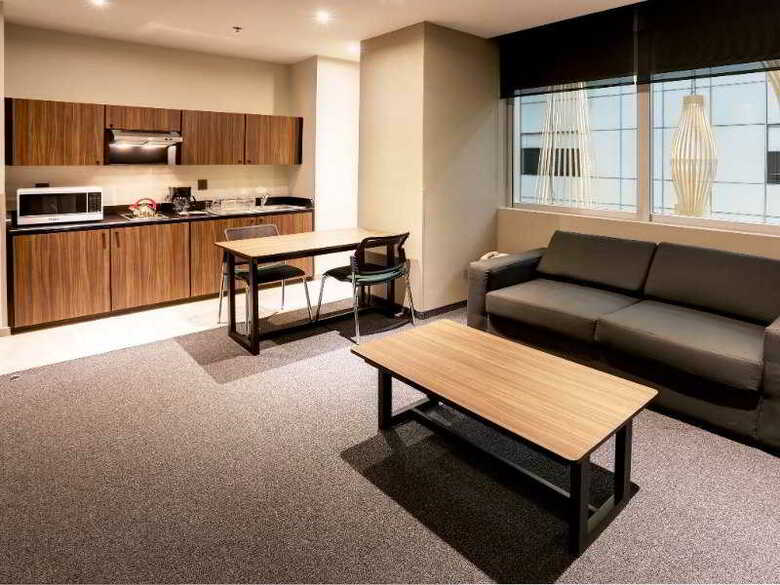 Hotel City Express Suites Puebla Finsa
