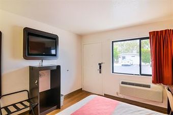 Motel 6 Camarillo