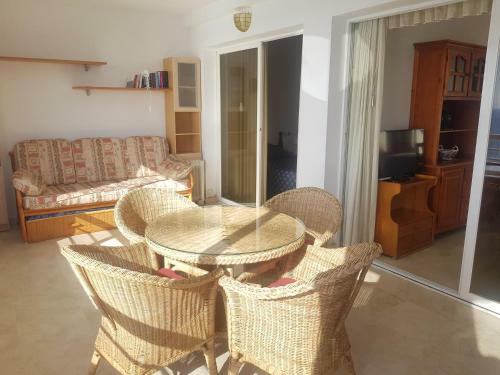 Apartamentos Tur�sticos Torre Levante
